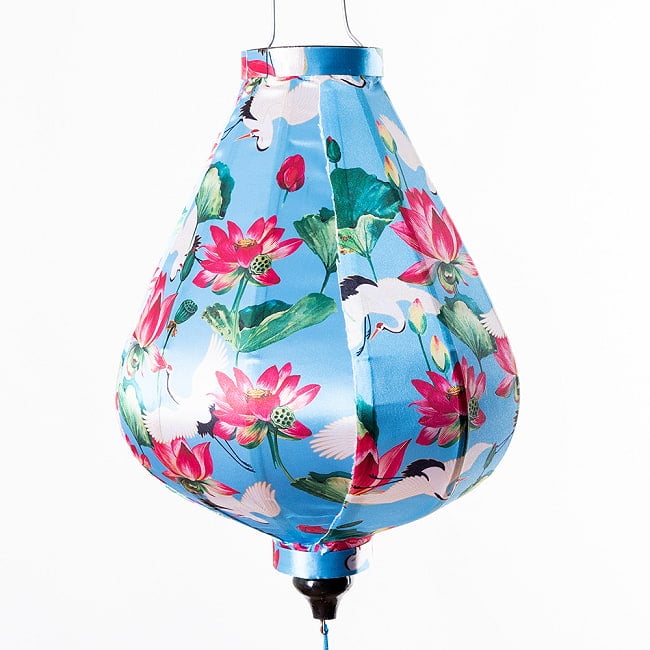 【5個セット】華やかな柄入り　ベトナム伝統のホイアン・ランタン〔提灯〕 - ティアドロップ〔鶴と睡蓮模様〕 9 - 柄入りなので雰囲気があります