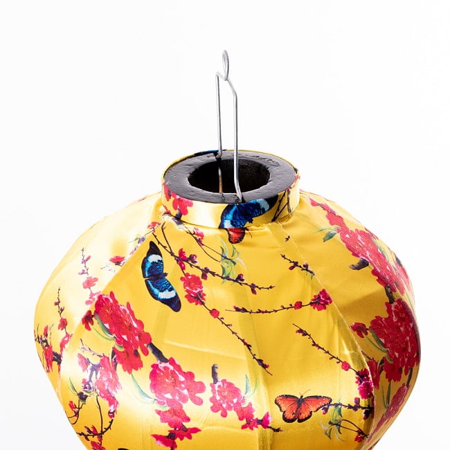 【5個セット】華やかな柄入り　ベトナム伝統のホイアン・ランタン〔提灯〕 - ほおずき型〔蝶と桃の花模様〕 10 - 上部の写真です