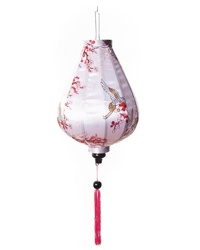 【5個セット】華やかな柄入り　ベトナム伝統のホイアン・ランタン〔提灯〕 - ティアドロップ〔鶴と梅の花模様〕 8 - 明るい場所での写真です