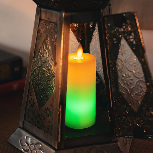 【3個セット】本物のロウで作られた ゆらめく灯火 ロウソク風LEDキャンドルライト レインボー〔5cm×10cm〕 4 - 別売りのキャンドルホルダーなどへ入れても雰囲気が出ます