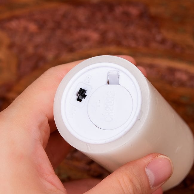 【5個セット】本物のロウで作られた ゆらめく灯火 ロウソク風LEDキャンドルライト レインボー〔5cm×10cm〕 8 - 裏面になります