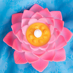 【自由に選べる6個セット】ゆらめく睡蓮の灯り 　ロウソク風LEDロータスキャンドルライト〔6.5cm×11.8cm〕 - サブ4