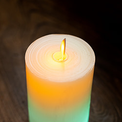 【10個セット】本物のロウで作られた　ゆらめく灯火 ロウソク風LEDキャンドルライト レインボー〔7.5cm×12.5cm〕 - サブ4