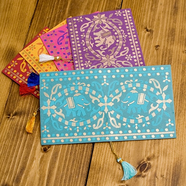 インドの封筒 -GAJENDRAの写真1枚目です。チマンラールのとっても素敵な封筒です！お色はアソートでのお届けとなります。インド 封筒,封筒,チマンラール,Chimanlals