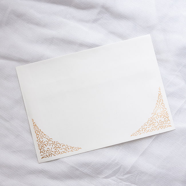 インドのメッセージカード＆封筒5組セット - UPAVAN 3 - 封筒は金色で縁取らています。