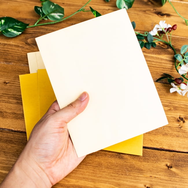 インドのメッセージカード&封筒5組セット - MISC STATIONERY 5 - 手にとってみました!使いやすいサイズですね