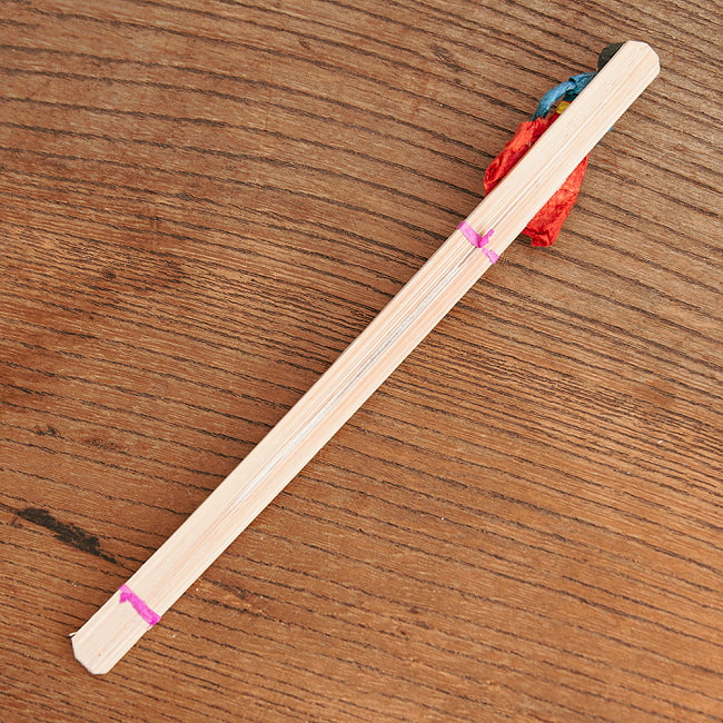 【10個セット】ネパールの手づくりしおり - 伝統衣装 10 - 裏面はシンプルです。