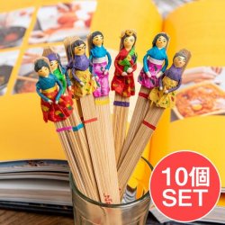 【10個セット】ネパールの手づくりしおり - 伝統衣装(SET-GENE-319)