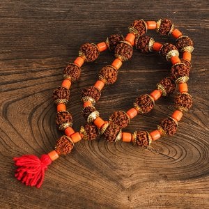 金色の菩提樹の数珠 - 大粒 全長80cm程度