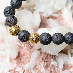 インドの数珠ブレスレット - 天然溶岩×ゴールド - サブ2