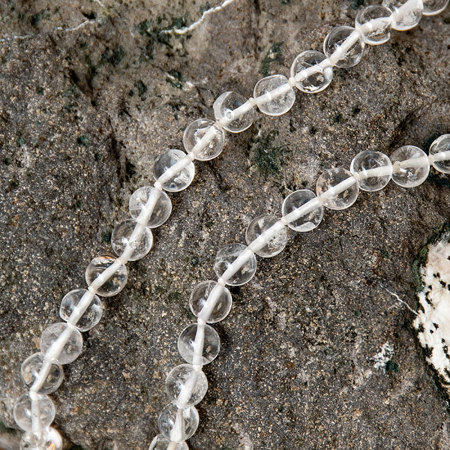 インドの数珠 - 水晶 6mm珠 全長約72cm 2 - 一部をズームしてみました