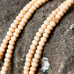 インドの数珠 - 白木 4mm珠 全長約56cm - サブ4