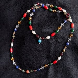 インドの数珠 - 天然石 ナヴァラトナ（9つの宝石）のネックレス 先端がターコイズ - 約35cm (ID-MALA-166)