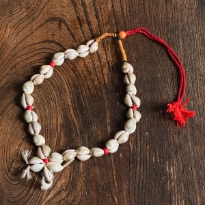 [大感謝祭セール]タカラガイの数珠 ラクシュミマーラー