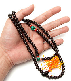 ネパールの数珠 - 木製(黒)  108珠 - サブ4