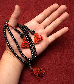 ネパールの数珠 - 飾りつき(黒) - サブ4