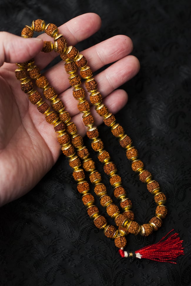 インドの数珠 - 小ルドラクシャと金細工(大） の通販 - TIRAKITA.COM