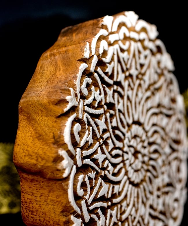 ランゴリ模様のウッドブロックスタンプ 3 - とても重厚感があります