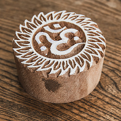 ウッドブロックスタンプ【オーン】直径約6cm - サブ2