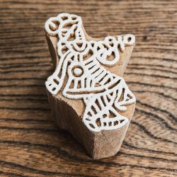 ウッドブロックスタンプ クリシュナ - 約4cmx5cm