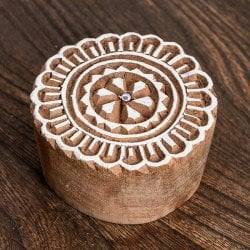 花模様のウッドブロックスタンプ - 直径約5cm
