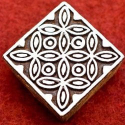 花模様の正方形ウッドブロック-約5.5cm