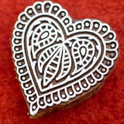 植物のハート型ウッドブロック -約6.5cmx6.5cm