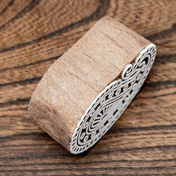 ペイズリーのウッドブロック　-約6.5cmx4.5cm - サブ3