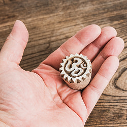 小さいオーンのウッドブロックスタンプ　-約直径3cm - サブ4