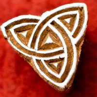 三角模樣のウッドブロックスタンプ 一辺約3.5cm