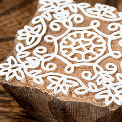 インド伝統の手彫りウッドブロックスタンプ3.8×3.8cm - サブ3