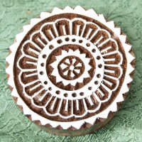 インド伝統の手彫りウッドブロックスタンプ5.5×5.5cm
