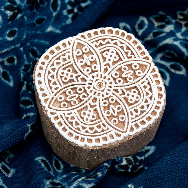 インド伝統の手彫りウッドブロックスタンプ5×5cmの写真スタンプ,ウッドブロック,ウッドスタンプ,カーテン,インテリア,