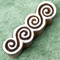 インド伝統の手彫りウッドブロックスタンプ7×2cm