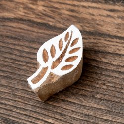 インド伝統の手彫りウッドブロックスタンプ4×2cm