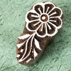 ウッドブロックスタンプ【花】2.5×4.5cm