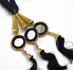 大鏡つきインドの髪飾り - 黒 の通販 - TIRAKITA.COM