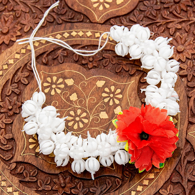 南インドの髪飾り - ジャスミンのつぼみ 白の写真1枚目です。全体写真です髪飾り,花,ジャスミン,南インド