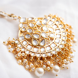 パール感が上品なシルバンディ　ティッカ 　豪華な月と花 - サブ4