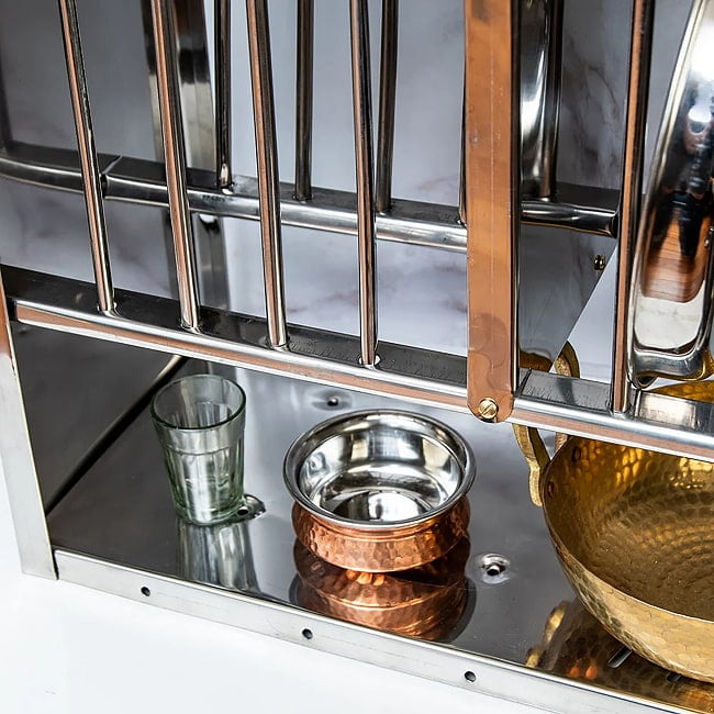 【完成品】インディアンキッチンラック 食器棚 【中】 高さ:60cm程度 横幅:60.5cm程度 7 - カダイなどを並べてみました。