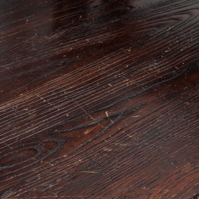 手作りのバリスタイル 木製3人掛けアンティークベンチ 6 - こちらは、ティラキタでご来客用として使用されていた物ですので、経年変化による使用感や部分的なヒビ等がございます。