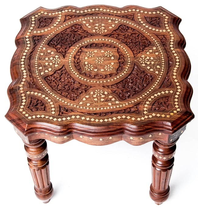 シーシャムウッドのサイドテーブル　【サイズ：44×44cm】【スクエアタイプ】 2 - 紋様が美しいですね。