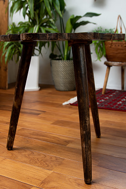  【直径52.5cm】フラワーマンダラの彫刻が美しいサイドテーブル ブラウン - サブ5