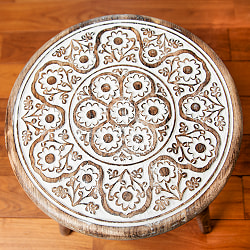  【直径37cm】フラワーマンダラの彫刻が美しいサイドテーブル ホワイト - サブ2