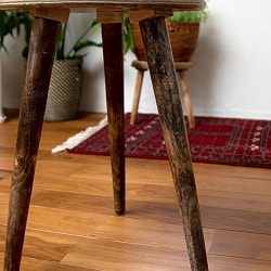  【直径37cm】フラワーマンダラの彫刻が美しいサイドテーブル ホワイト - サブ5