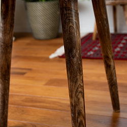  【直径54cm】フラワーマンダラの彫刻が美しいサイドテーブル ホワイト - サブ5