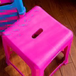 本場タイの屋台椅子　重ね収納OK!　テラスなど屋外で使えるスタッキングチェア - サブ4