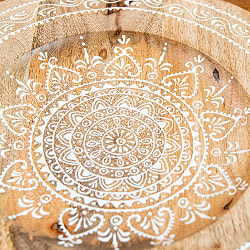 伝統の細密画 ウッドトレイ マンゴーウッド製 正円型 小 幅:30.5cm - サブ3