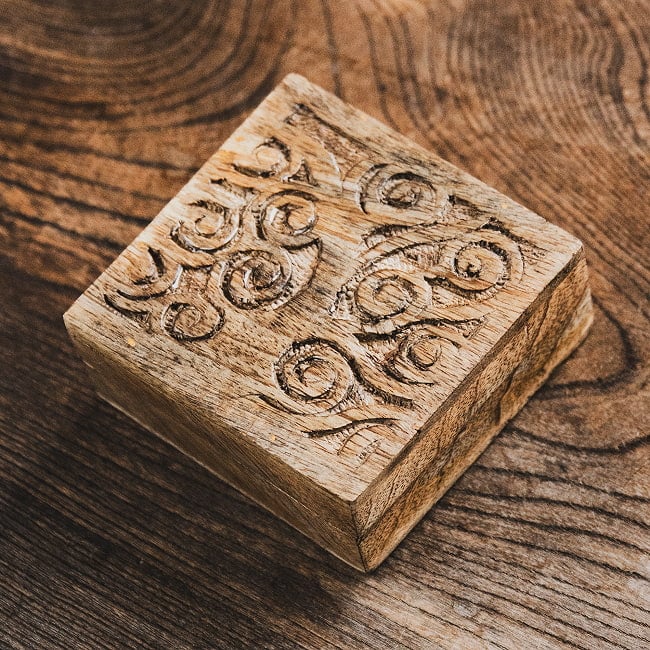 マンゴーウッドの小物入れ 生命の樹 ナチュラルフィニッシュの選択用写真