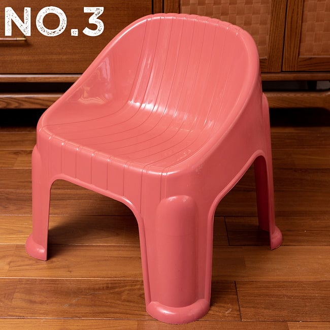 レトロでかわいい　インドの屋台椅子　背もたれ付き　重ね収納OK!　テラスなど屋外で使えるスタッキングチェア 16 - No.3：フラミンゴ